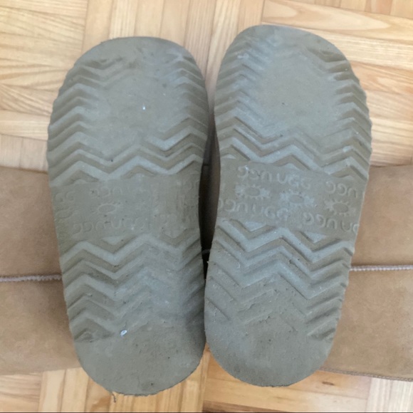 Authentic Uggs Classic Tall Chestnut Boot Size 8 - Picture 7 of 7